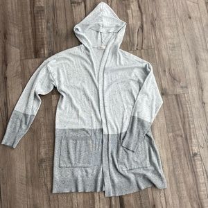 Women’s Medium grey hooded duster